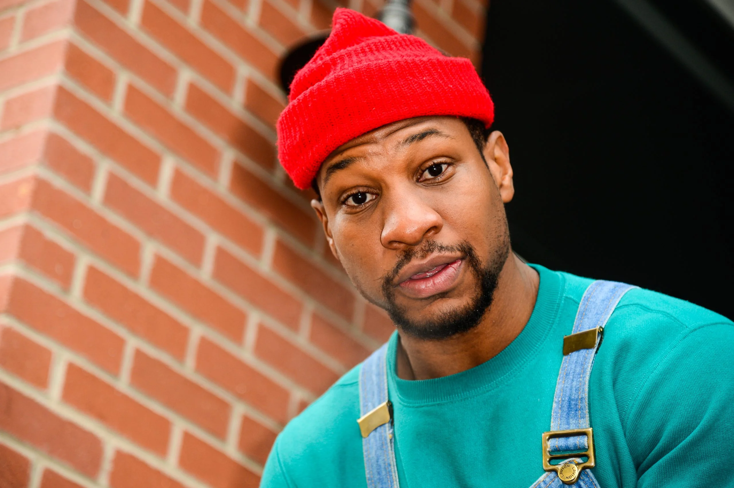 The Charismatic Presence of Jonathan Majors: A Magnetic Force in the World of Entertainment
