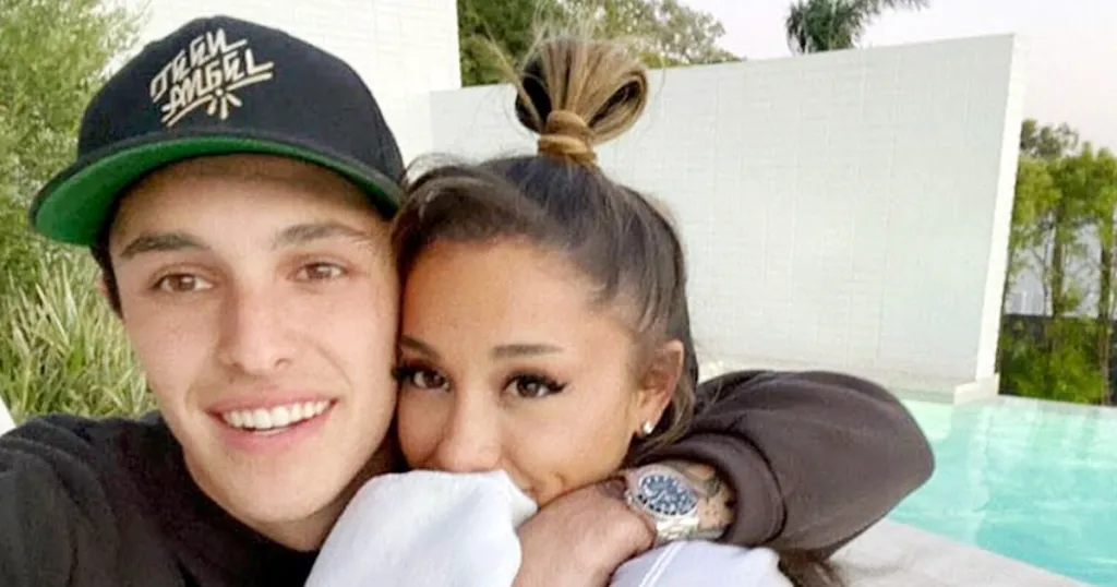 Ariana Grande and Dalton Gomez simultaneously file for divorce