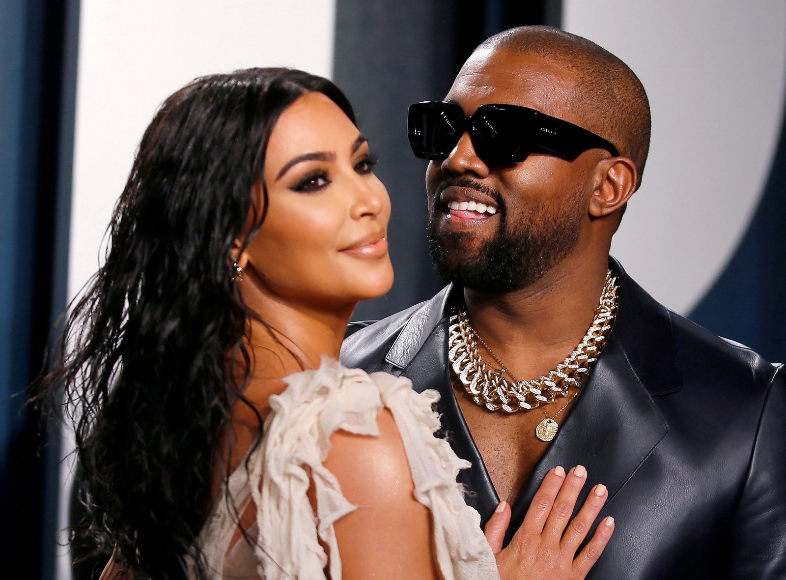 Kim Kardashian admits she's 'struggling' as a single mom following Kanye West divorce