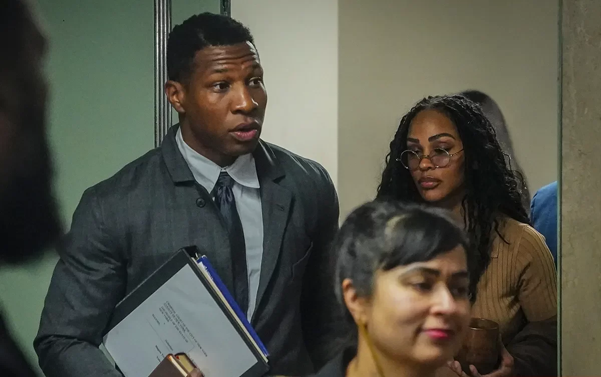 Jonathan Majors' Ex Breaks Down in Tears, revealing 'I Loved Him but Was Scared of Him.'