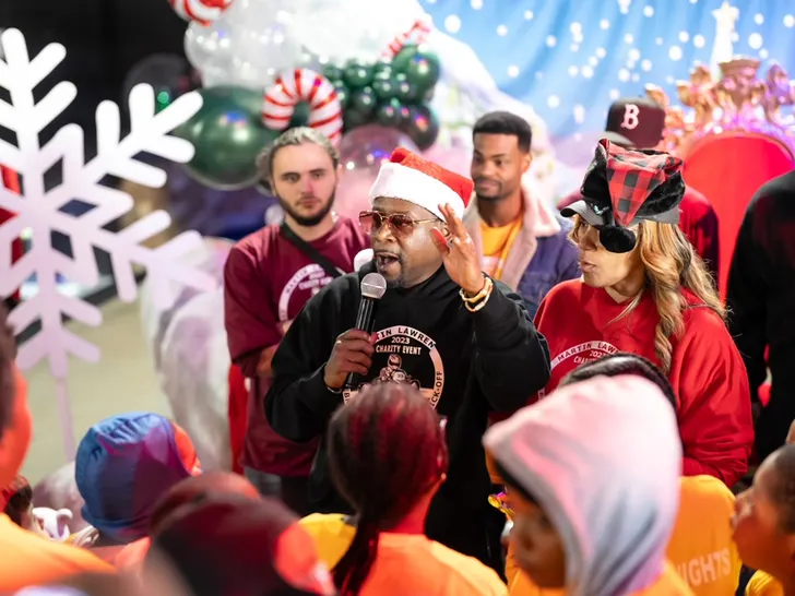 Martin Lawrence Brings Joy to 125 Underprivileged Kids in Los Angeles